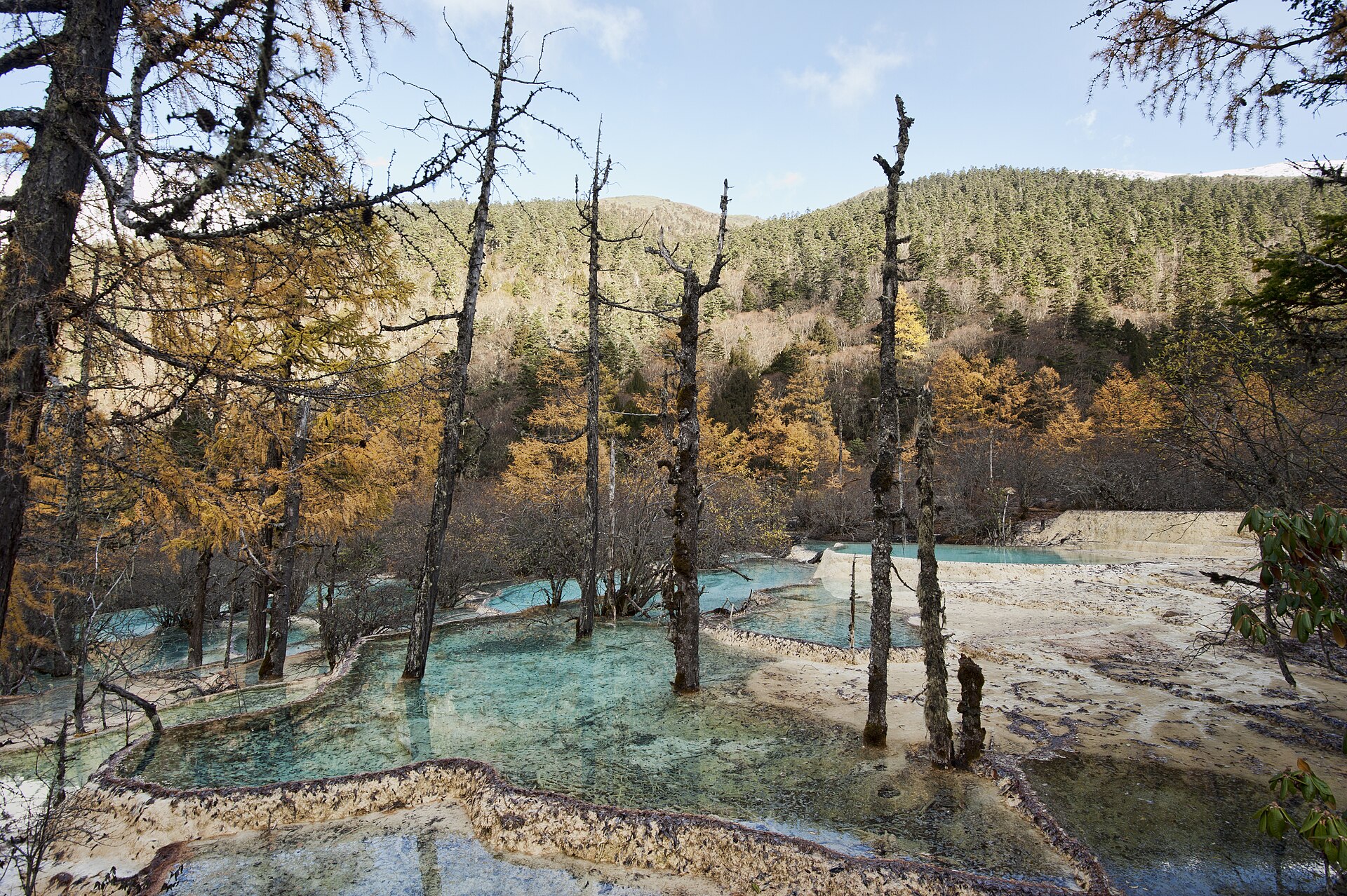 Huanglong gallery image 3
