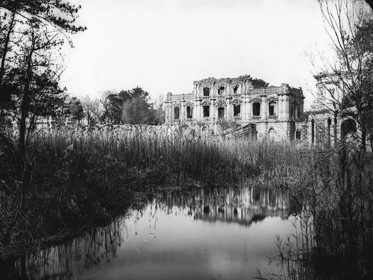 Old Summer Palace (Yuanmingyuan) gallery image 5